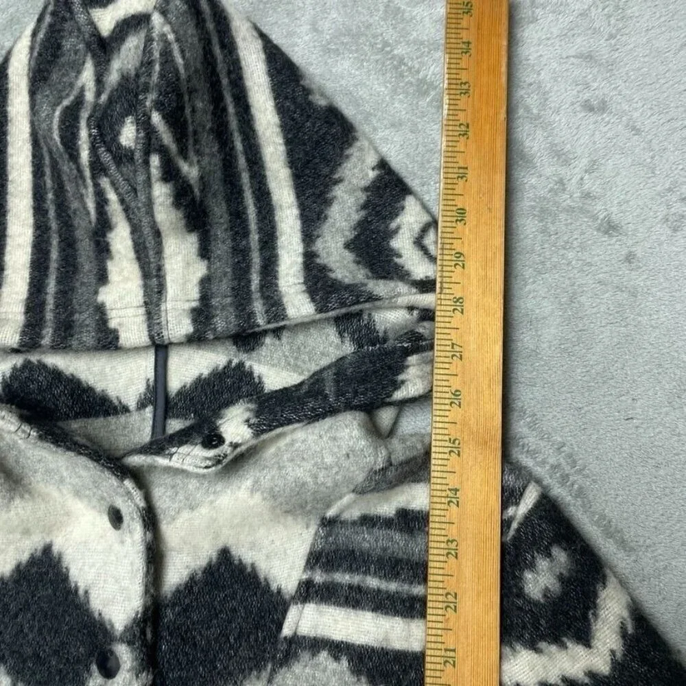 Woolrich Womens Hooded Wool Blend Pullover Sweater M Tribal Pattern c099 - Picture 2 of 10